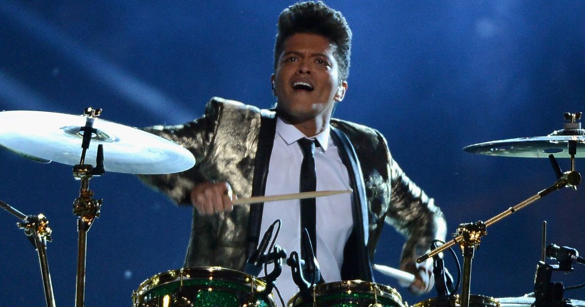 bruno mars super bowl dance