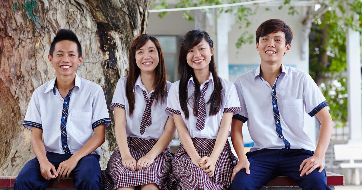 School Uniforms: Reinforcing Patriarchal Norms? | HuffPost UK Life