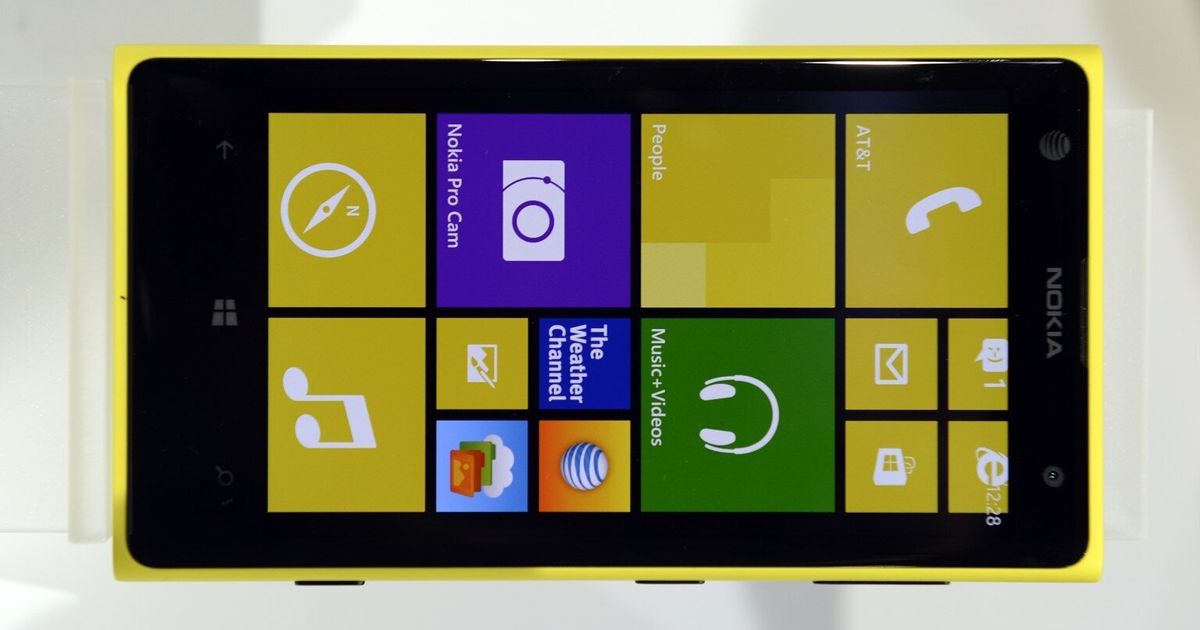 Microsoft Buys Nokias Devices Business For £46 Billion Huffpost Uk Tech