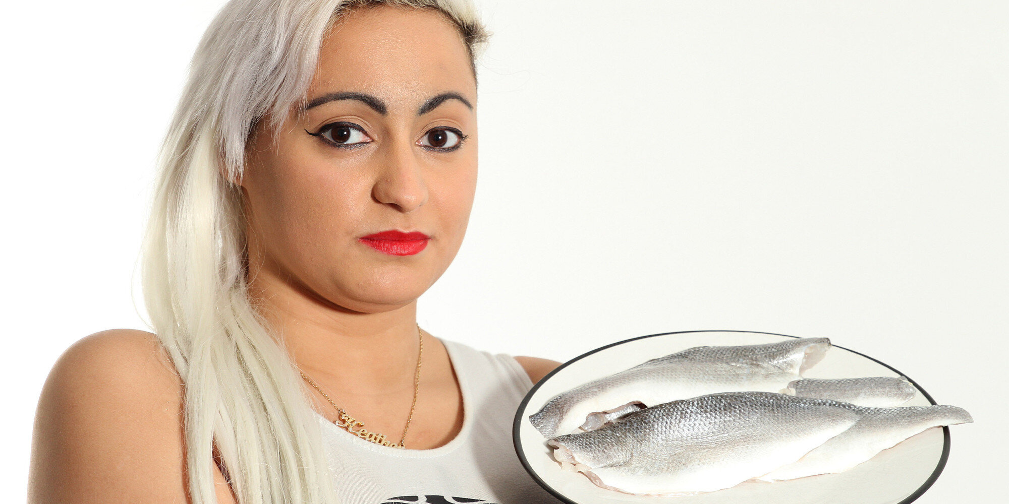 Запах рыбы у женщин причины лечение. Рыба триметиламинурия.