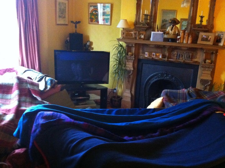 Stuck at Home? Here's How to Build the Best Blanket Fort