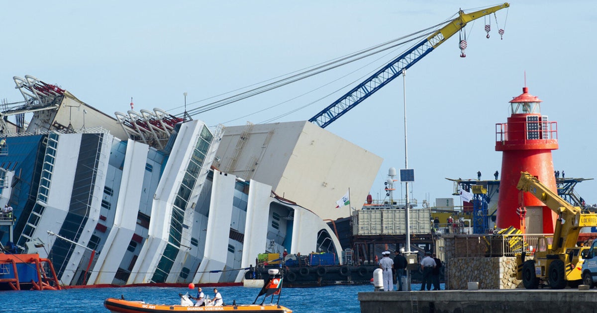 Costa Concordia Rescue Operation (LIVE STREAM), (PICTURES) HuffPost