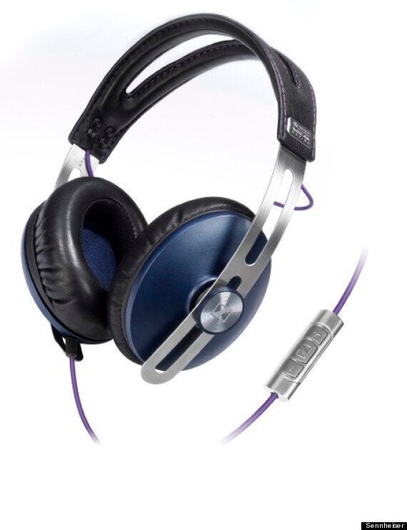 WIN Exclusive Edition Red Bull Formula One Team Sennheiser