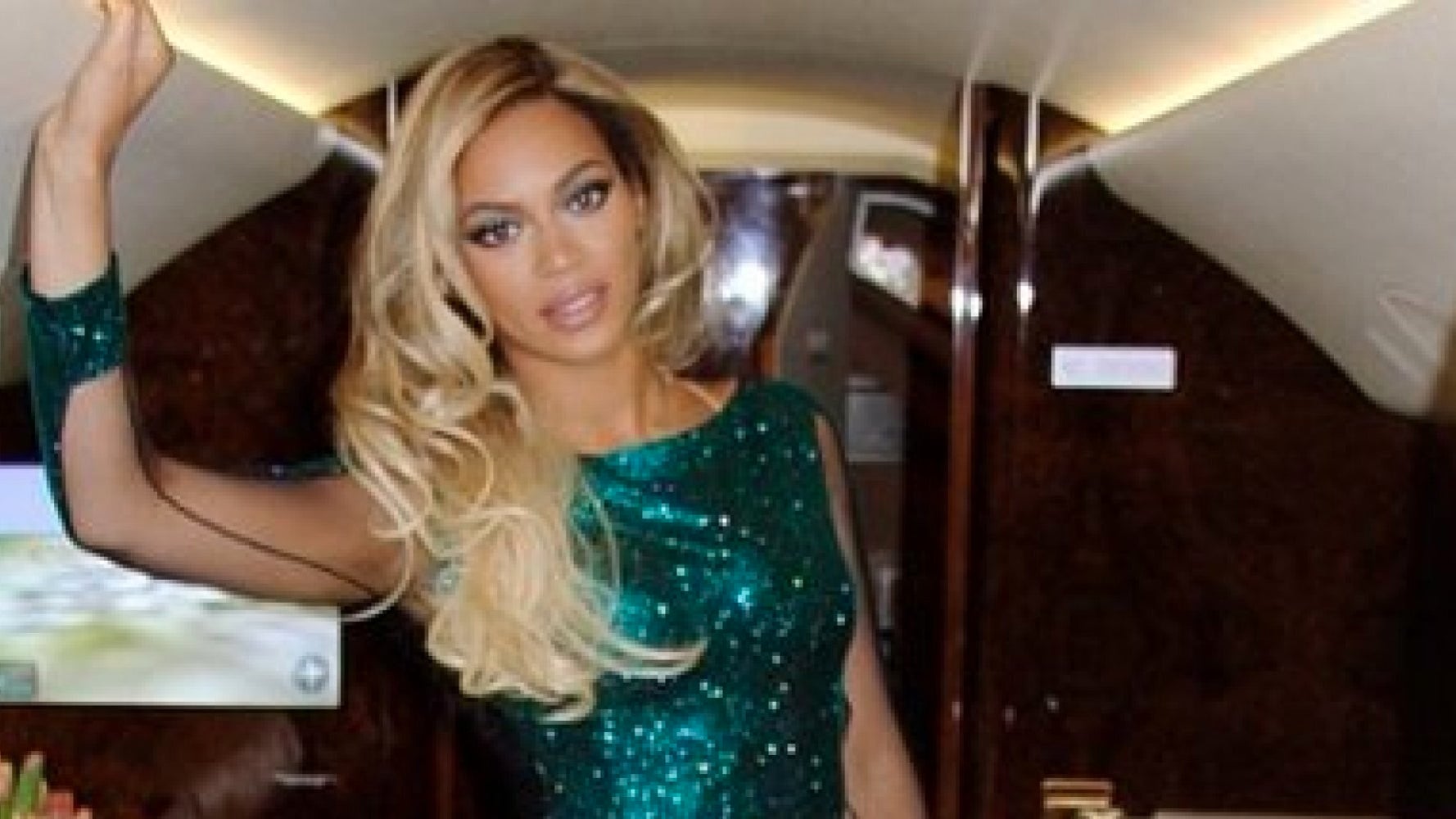 BRITS 2014: Beyoncé Boards Private Jet Straight After Performance Of ...