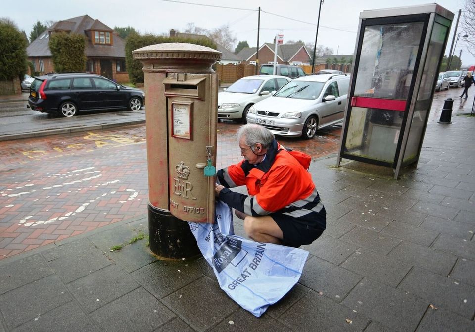 Vandals paint postbox gold for Lizzy Yarnold