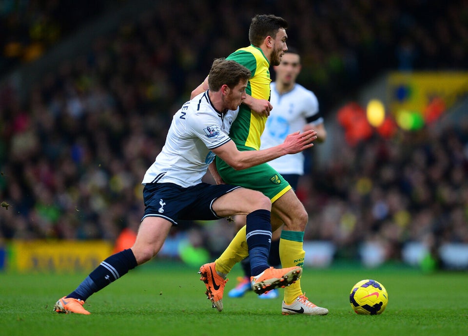 Norwich City v Tottenham Hotspur - Premier League