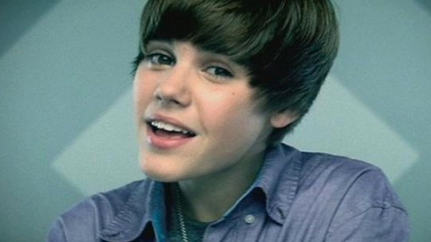 BabyHit1Billion Justin Bieber's 'Baby' Video Hits 1 Billion Plays On