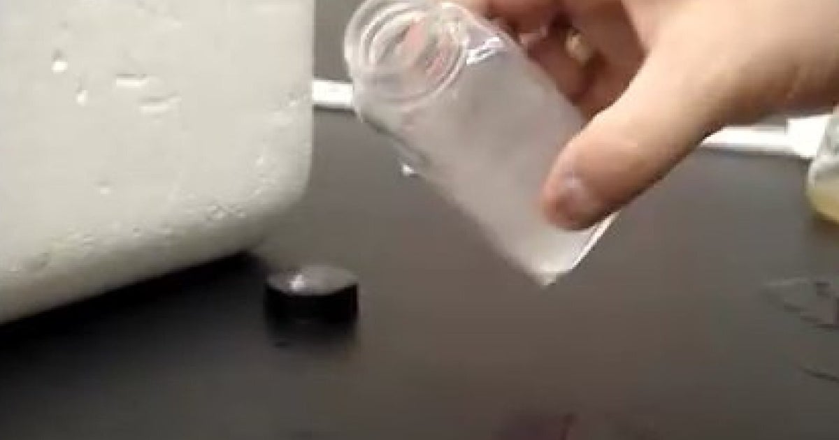 Watch Bacteria Turn Water Instantly Into Ice (VIDEO) HuffPost UK Tech