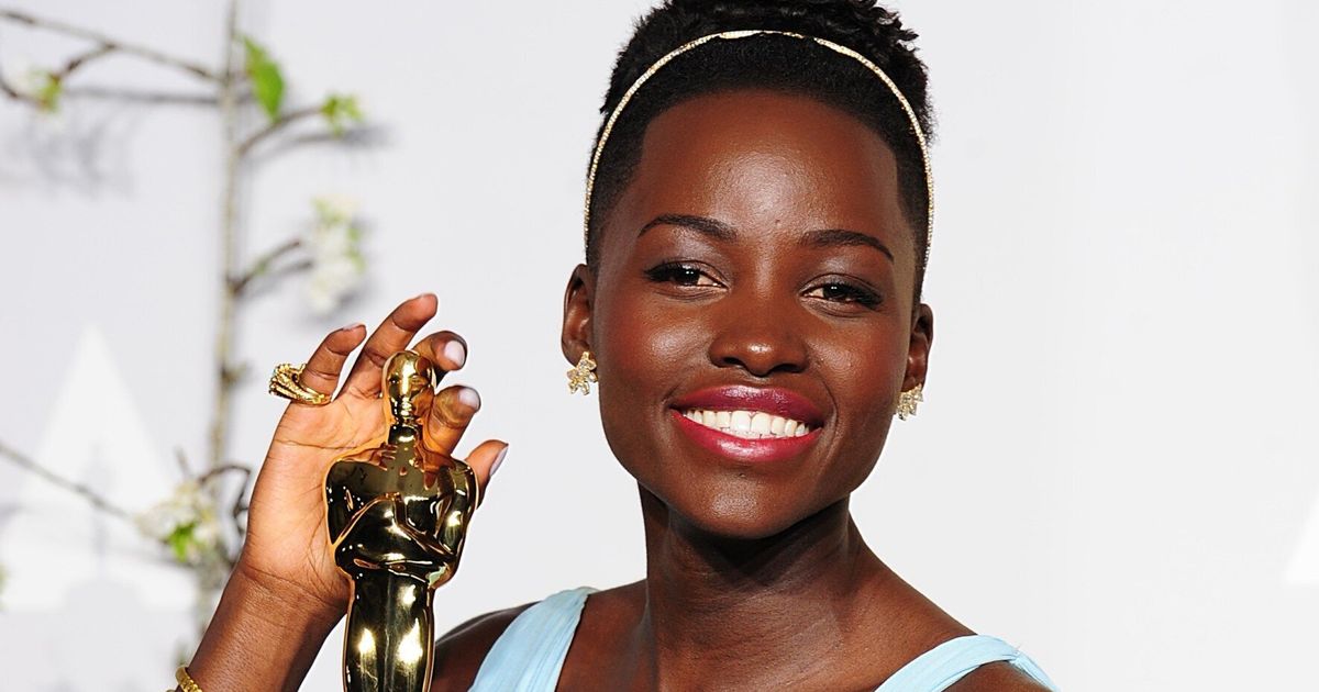 Oscars 2014 Lupita Nyongo Wins Best Supporting Actress For 12 Years A Slave Beating Jennifer 1222