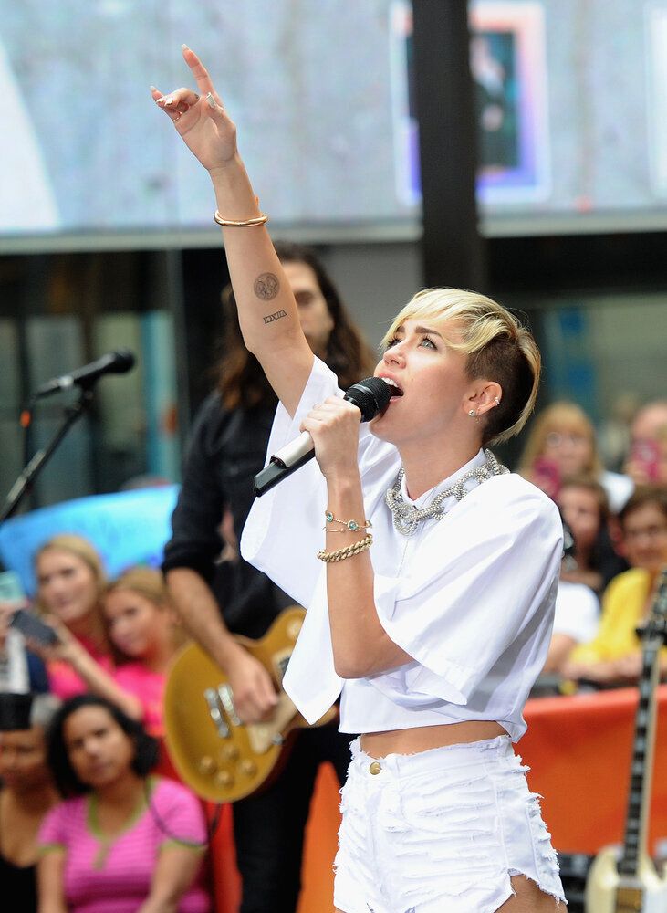 Miley Cyrus Performs On NBC's "Today"