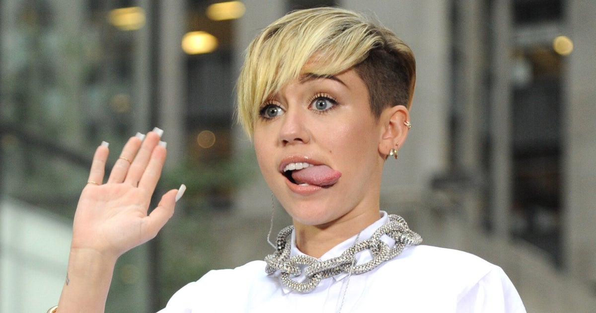 Miley Cyrus Has Accidental Nipple Slip During NBC's New Year's Eve Special