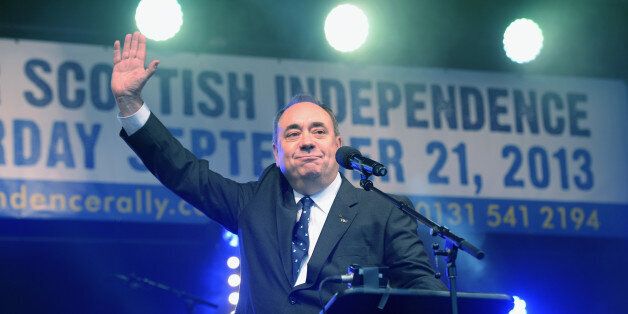 EDINBURGH, SCOTLAND - SEPTEMBER 21: First Minister of Scotland Alex Salmond, addresses a rally of pro-independence campaigners on September 21, 2013 in Edinburgh, Scotland. The rally is the second of three large marches held in the run up to next year's referendum for Scottish Independence. (Photo by Jeff J Mitchell/Getty Images)