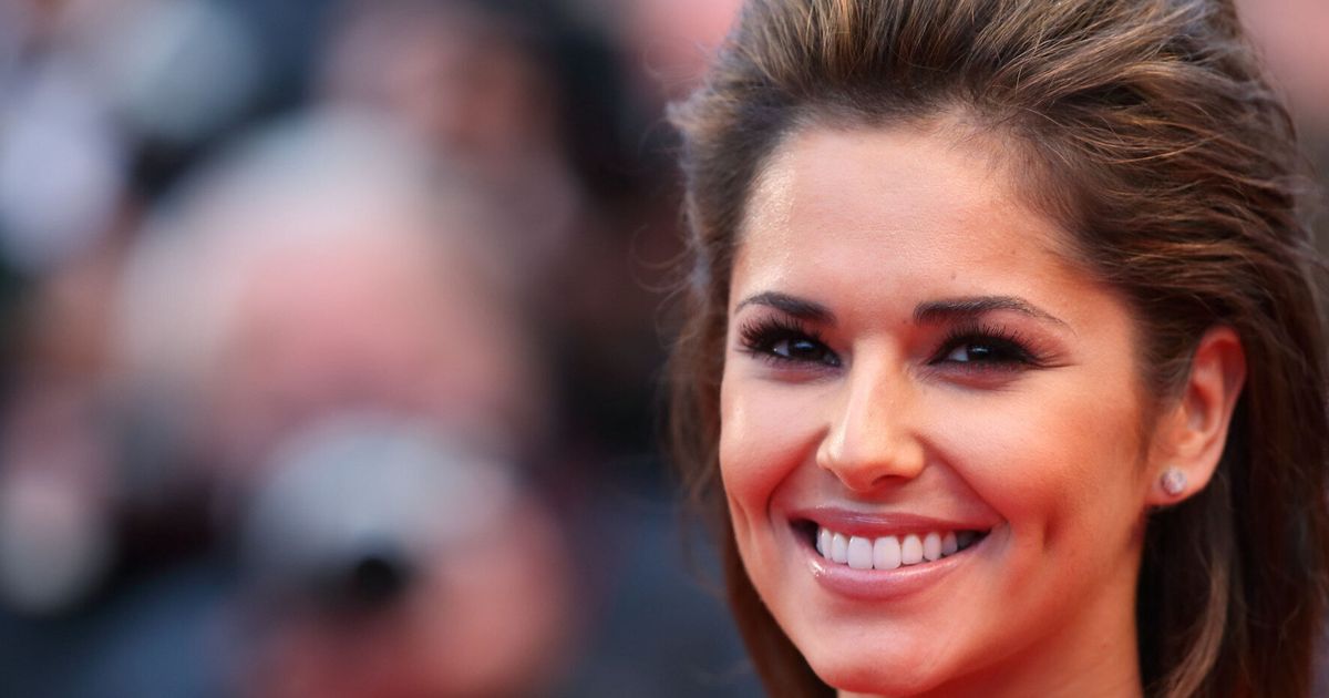 Cheryl Cole Smoulders In Sexy 2014 Calendar Pictures (VIDEO) | HuffPost ...