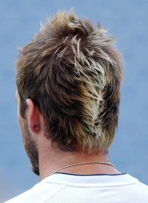 David Beckham Shows Off Hair Transformation On Instagram, And It's A Total Throwback | HuffPost UK Entertainment David Beckham Shows Off Hair Transformation On Instagram, And It's A Total Throwback | HuffPost UK Entertainment