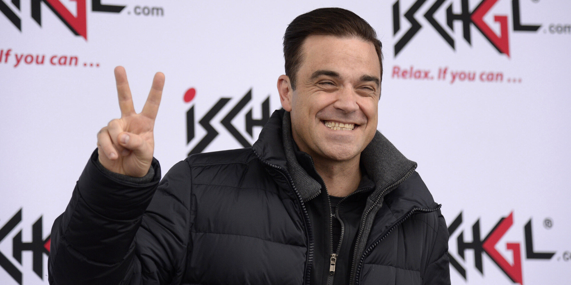 19 People Who Think Robbie Williams Is Dead HuffPost UK Entertainment   5d0249bc2500004e12e4a2a6 