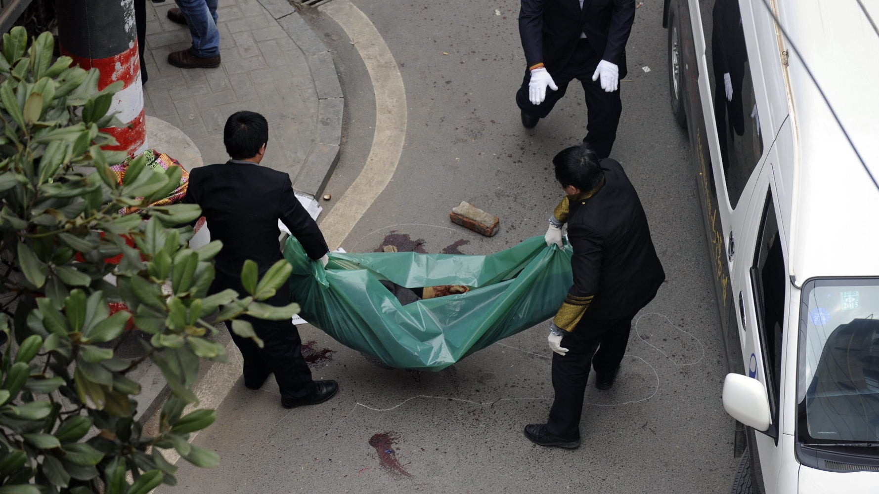 China Knife Attack Leaves Six Dead HuffPost UK News
