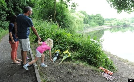 Inquest Begins For Drowned Schoolgirls Tonibeth Purvis Chloe Fowler 