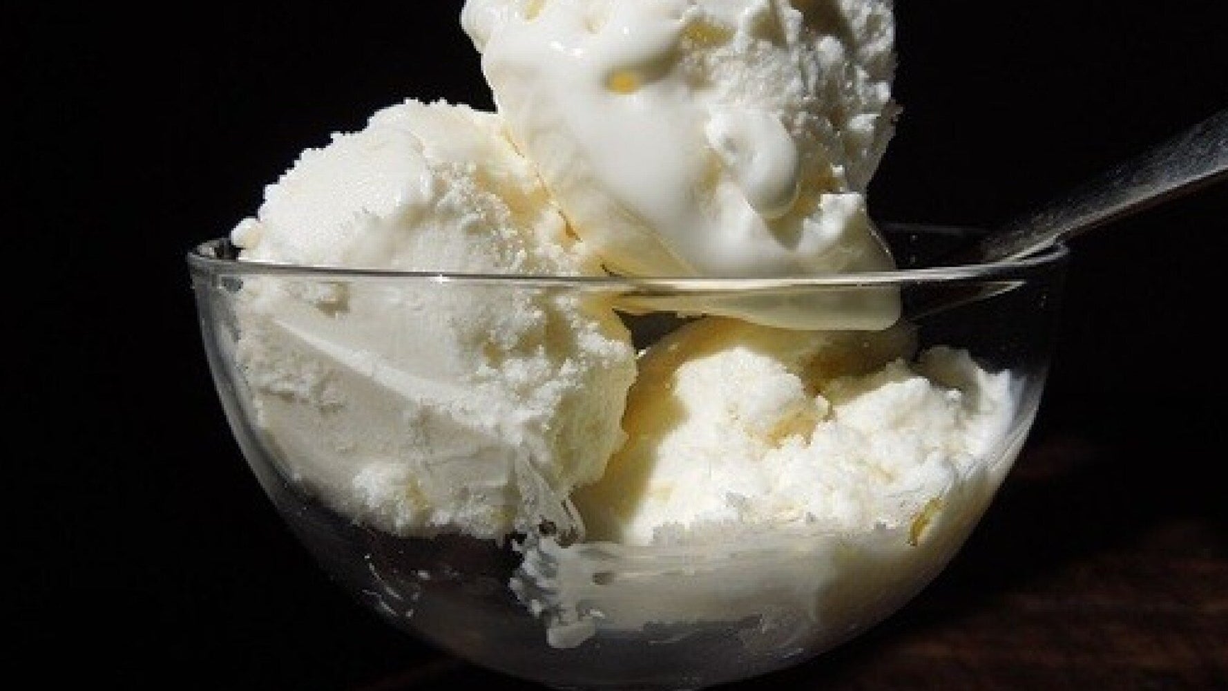 Lemon Yoghurt Ice Cream With Limoncello HuffPost UK Life