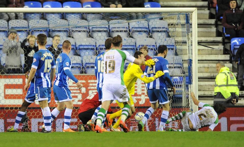 Soccer - Sky Bet Championship - Wigan Athletic v Yeovil Town - DW Stadium