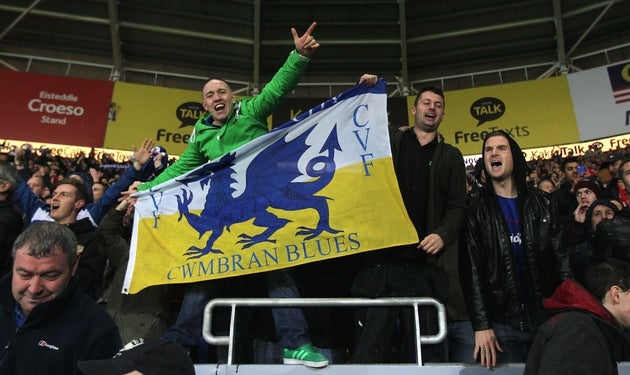 Cardiff 1-0 Swansea: Fans In The Stands (PICTURES)