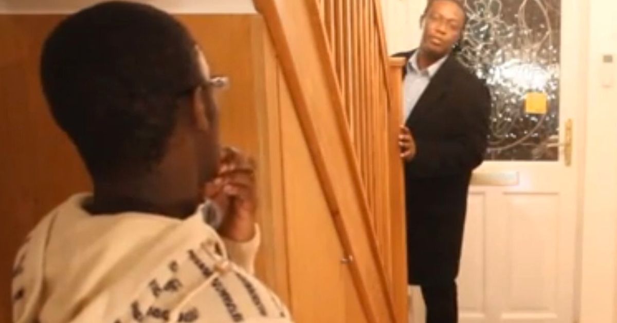 Son Tries To Prank His Dad But It Backfires On Him In Dramatic Fashion Video Huffpost Uk 2821