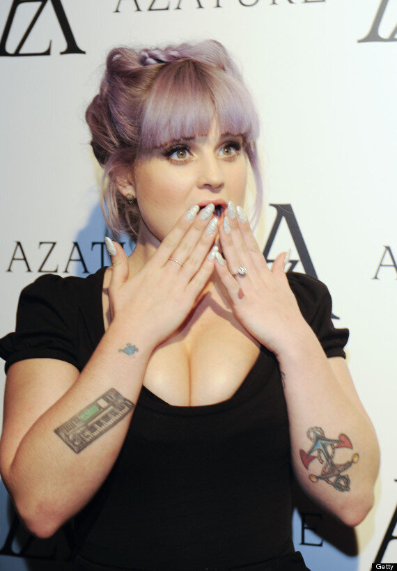 Kelly Osbourne shows faded back tattoo that was tribute to her mother  Sharon in black dress at Oscars  Daily Mail Online