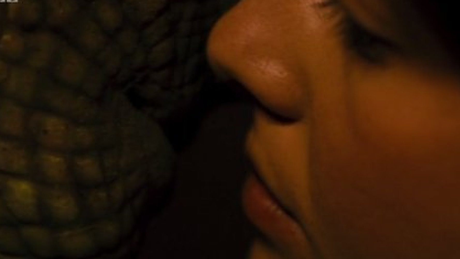 Doctor Who' Lesbian/Lizard Kiss Scene Sparks Ofcom Complaints | HuffPost UK  Entertainment