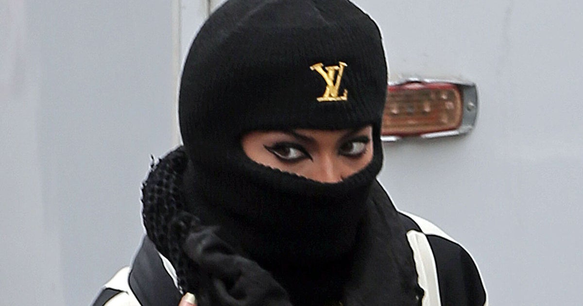 Beyonce Wears Designer Balaclava As She Leaves Studio In LA (PIC ...