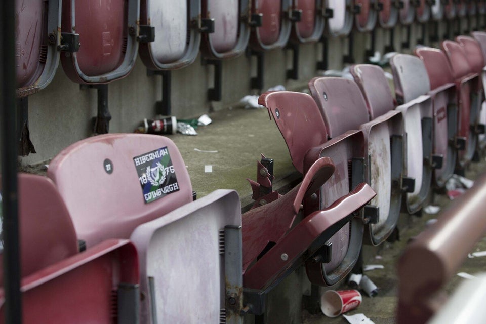 Soccer - Scottish Premiership - Heart of Midlothian v Hibernian - Tynecastle Stadium