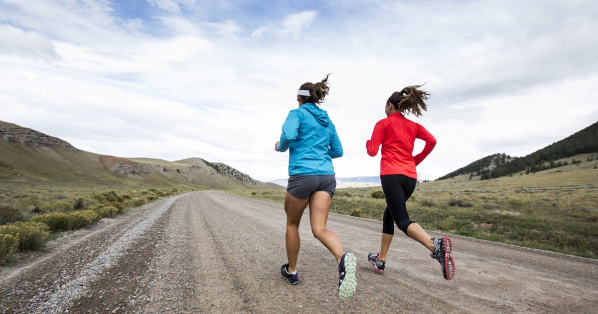 People running forward. Забег сток. Бег с препятствиями в казахстане 13 ноября. Running will. Running will.