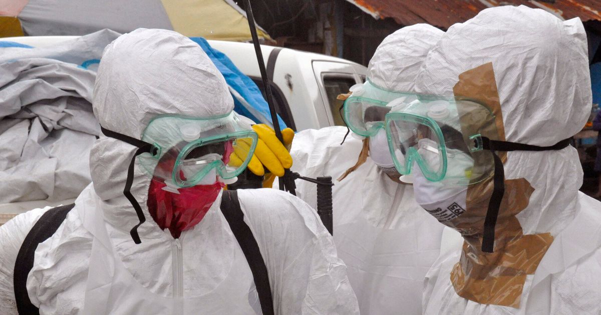 First Ebola Vaccine To Be Tested On Unnamed British Volunteer - Via ...