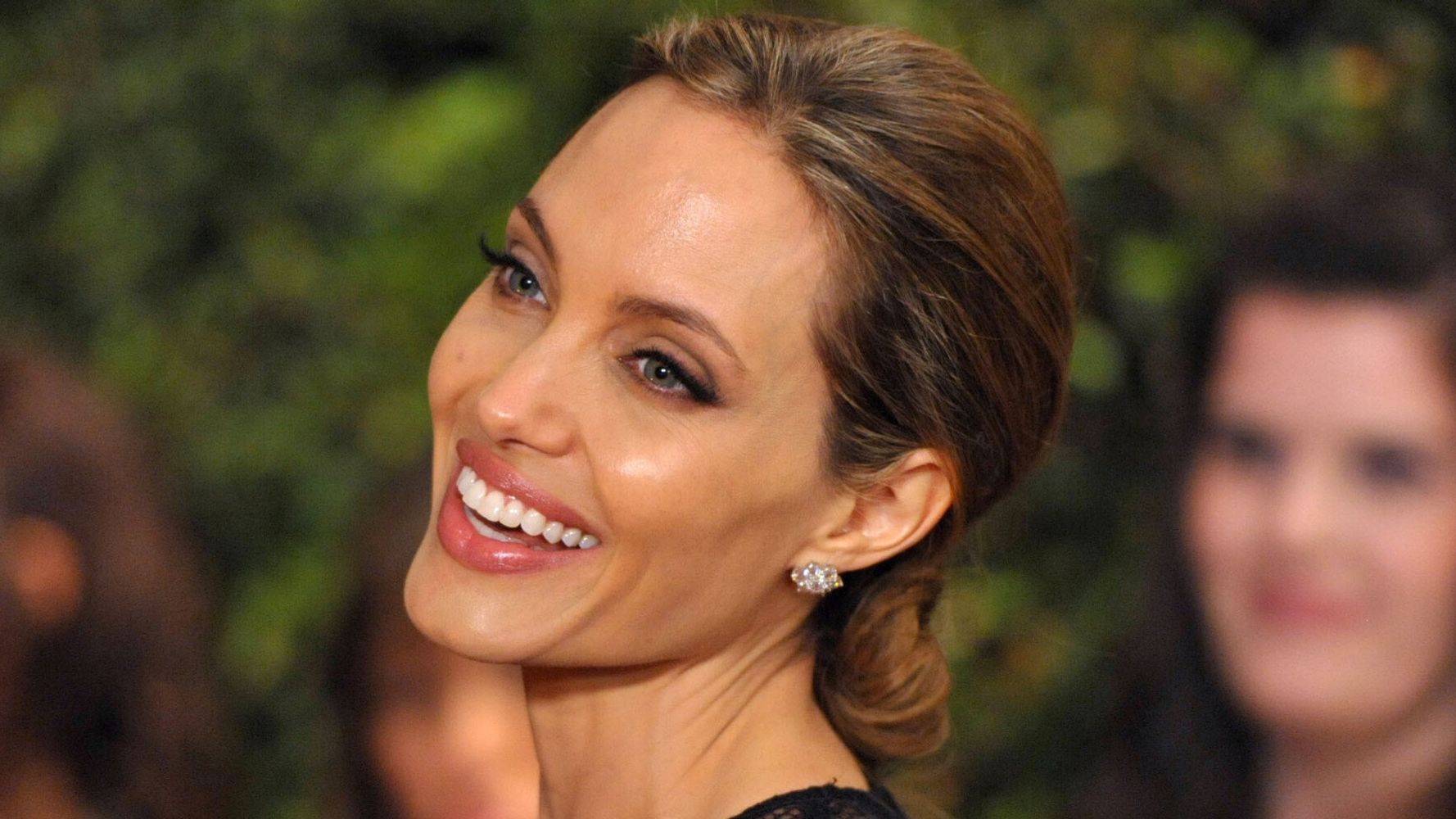 The Angelina Jolie Effect Mastectomy Revelation Doubled Breast Gene