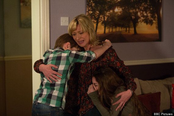 ‘EastEnders' Spoiler: Ian Beale Breaks Down After Lucy's Murder (PICS ...