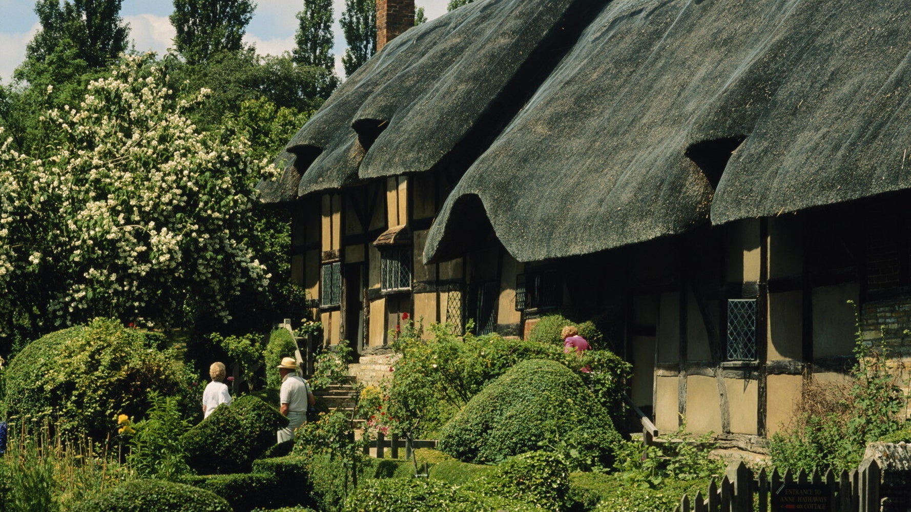 Six Stunning Owners Direct Chocolate Box Cottages Huffpost Uk Life