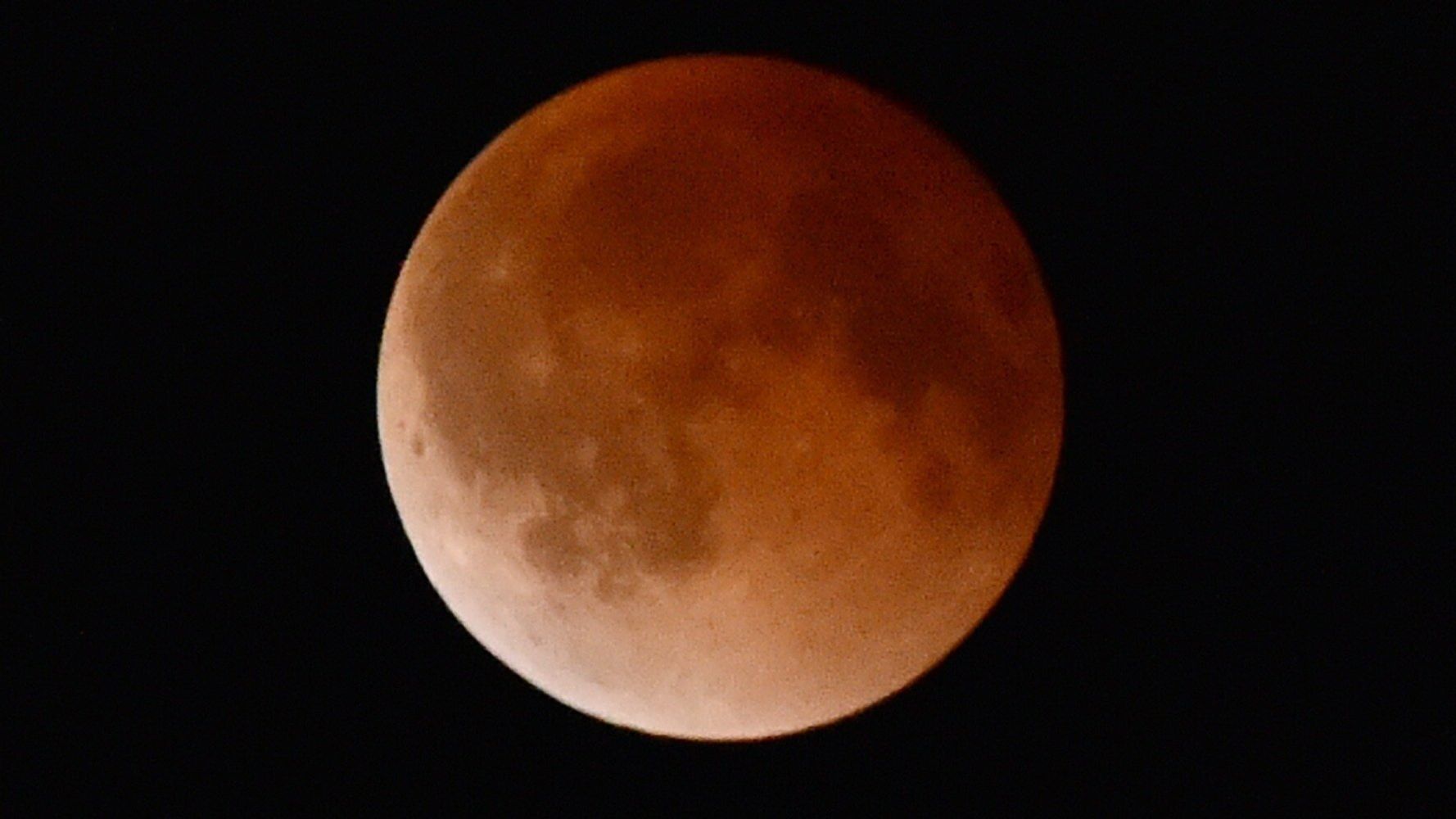 Watch The Blood Moon Lunar Eclipse LIVE HuffPost UK Tech