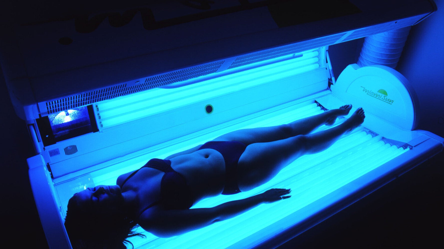 Sunbed Users Exposed To Double Levels Of Radiation Increasing Skin