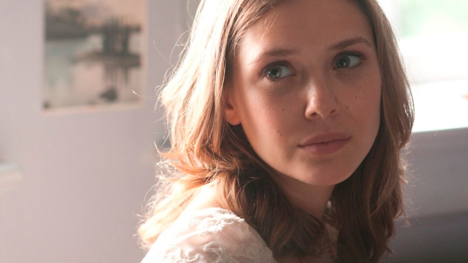 Elizabth Olsen Sex - INTERVIEW: Elizabeth Olsen On Age Differences, Being Dumped By A Nice Boy  And Defence Of 'Liberal Arts' | HuffPost UK Entertainment