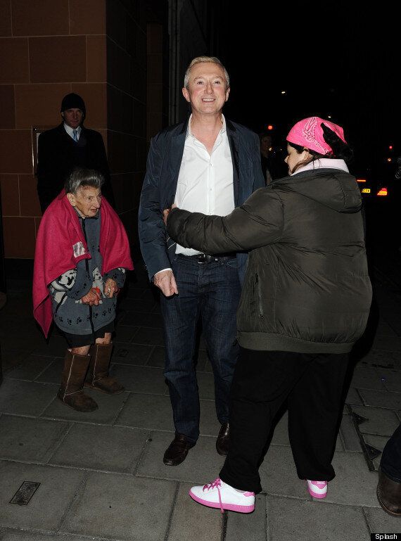 Taxpayer damper ugyldig X Factor's Louis Walsh Accosted By His No.1 Fans As He Leaves Dinner With  Nicole Scherzinger (PICS) | HuffPost UK News