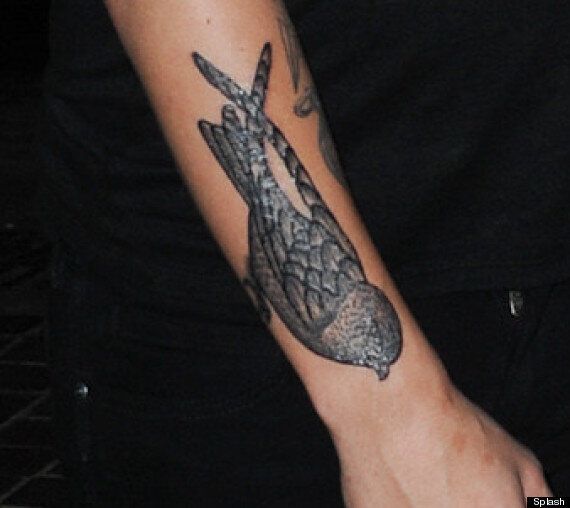 One Direction Tattoo Watch: Louis Tomlinson Reveals New Bird Inking |  HuffPost UK News