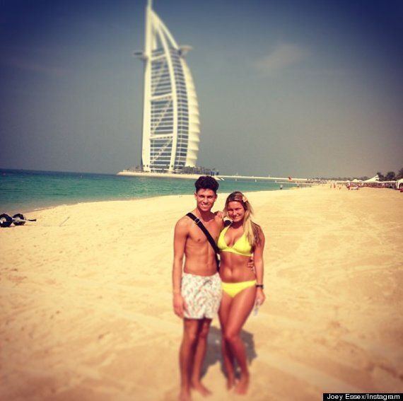 Towie S Sam Faiers And Joey Essex Are Loved Up As The Enjoy Dubai Sun Pics Huffpost Uk