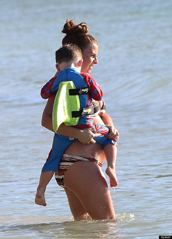 Coleen Rooney Pregnant: Expectant WAG Makes A Splash As ...