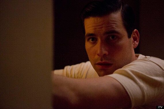 Downton Abbey's Rob James-Collier Reveals Character Thomas Kissing ...