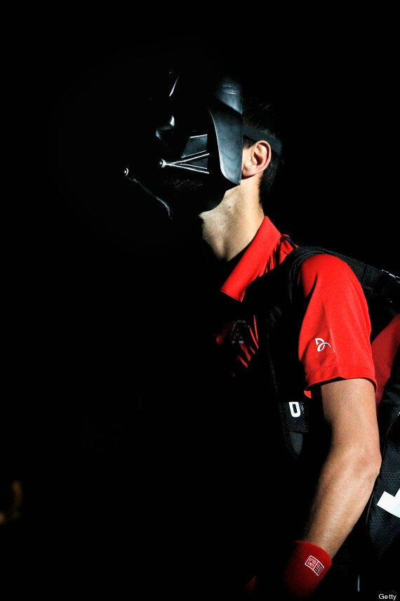 Novak Djokovic Wears Darth Vader Star Wars Mask (VIDEO ...