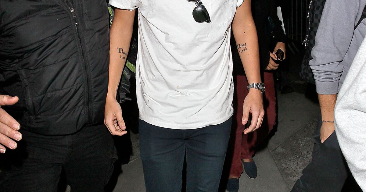 One Direction Touch Down In The US As Harry Styles Opens Up About ...