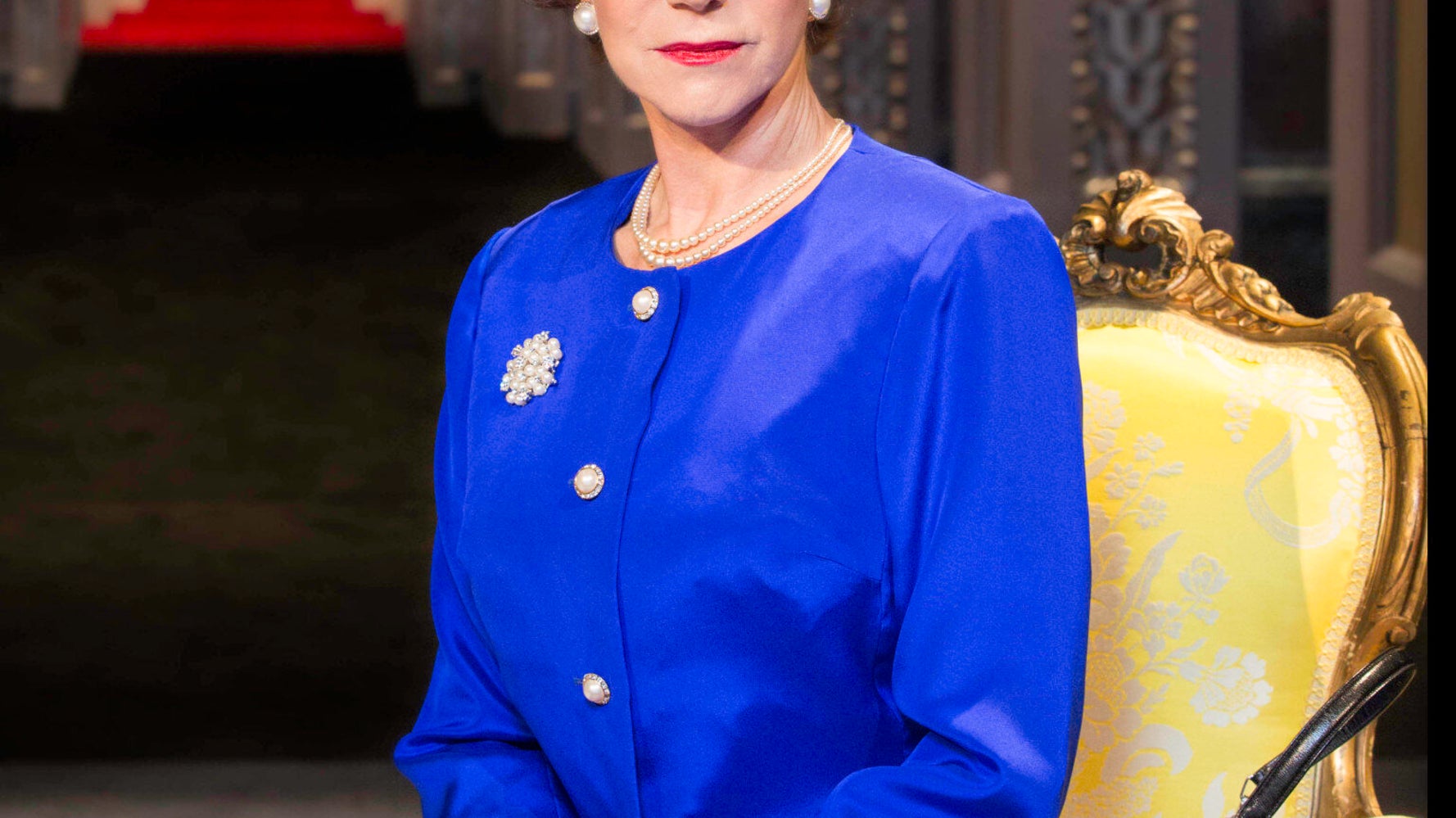 First Picture Helen Mirren As The Queen In The Audience HuffPost UK Entertainment