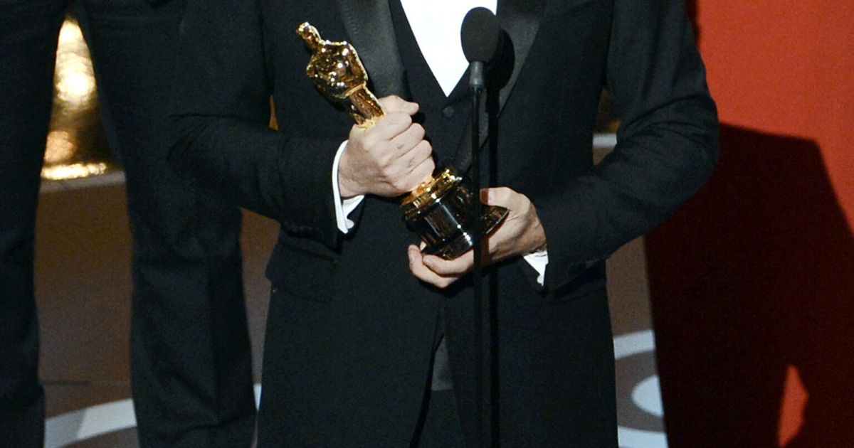 OSCARS 2013: Ben Affleck's Emotional Speech After 'Argo' Best Picture Win,  Jennifer Lawrence, Daniel Day-Lewis Also Winners