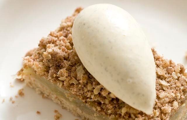 Spiced Apple Crumble Slice