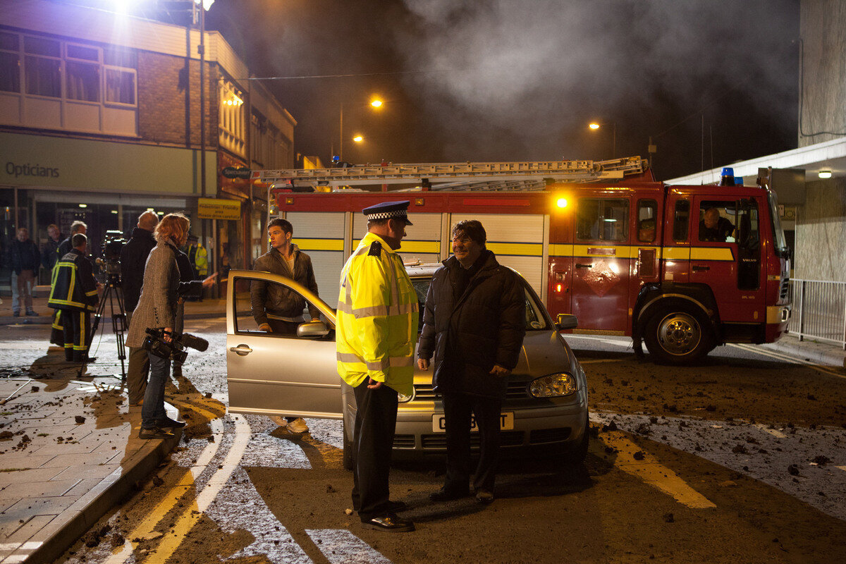 'EastEnders' Rocked By Huge Explosion: Who Will Rescue Lauren And Joey ...