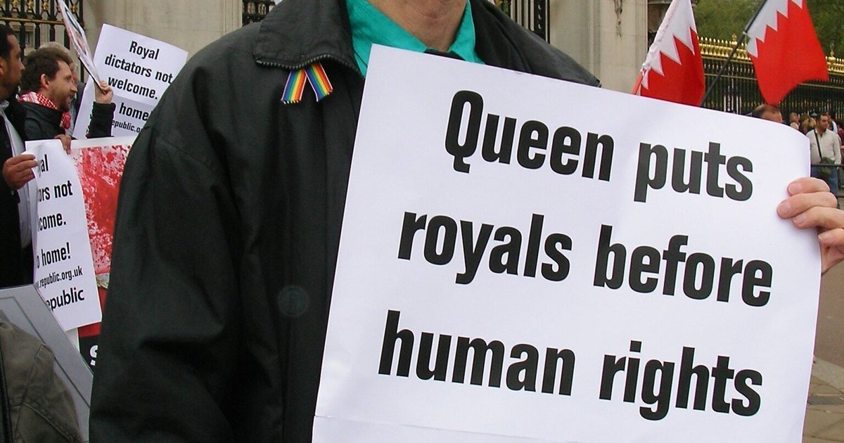 Queen Supports Gay Rights in the Commonwealth? | HuffPost UK Politics
