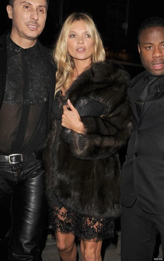 Kate Moss Shows Off Her Knobbly Knees At Beauty Launch Pics Huffpost Uk Entertainment